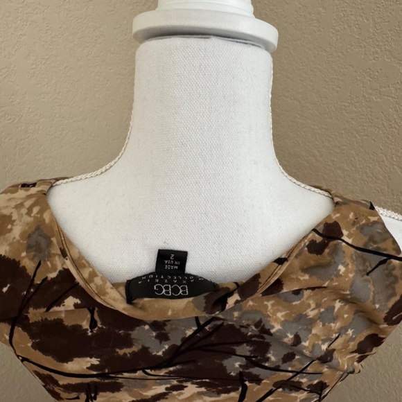 BCBG MaxAzria Sleeveless Dress with jacket size 2 Brown Autumn pattern - Picture 4 of 7